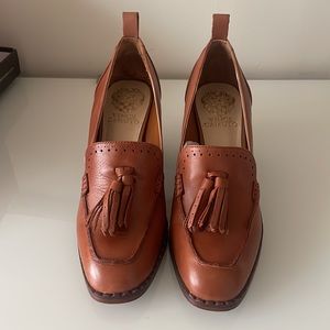 Vince Camuto Caiana heeled loafer- size 7